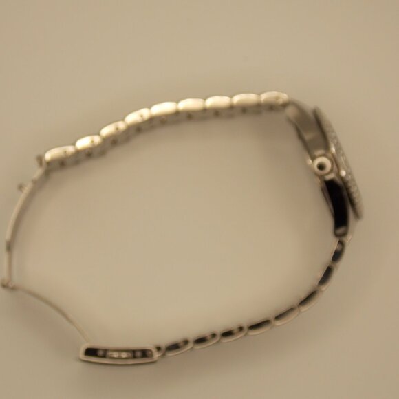 GUESS - WATERPRO G10561L 100M 37mm Multifunction Quartz Watch - Used - Picture 6 of 7